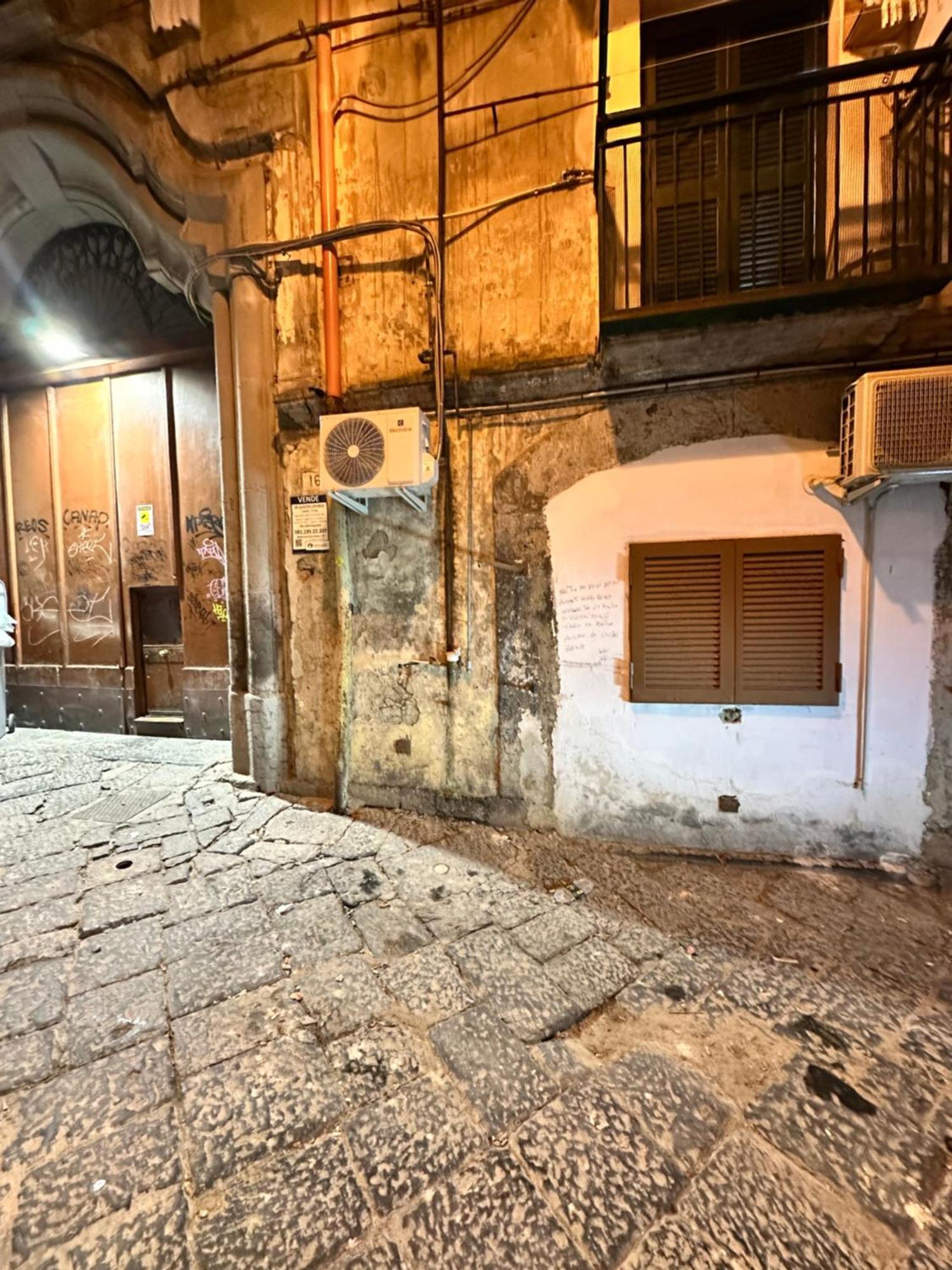 Pazz House Apartment Napoli Bagian luar foto